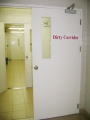 stock_photo:labs:animal:facility:corridor:corridor5_s.jpg