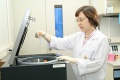 stock_photo:labs:chem_car:activities:centrifuge:centrifuge1_s.jpg