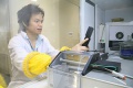 stock_photo:labs:immunology:activities:immunochroma:cutting_system:cutting_system1_s.jpg