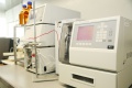 stock_photo:labs:immunology:instruments:hplc:hplc1_o.jpg