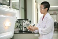 stock_photo:labs:nat_prod:activities:freeze_drying:freeze_drying1_s.jpg