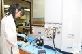 stock_photo:labs:org_synth:activities:microtof_ms:microtof_ms2_s.jpg