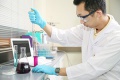stock_photo:labs:org_synth:activities:pipetting:pipetting3_s.jpg
