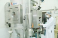 stock_photo:labs:pharmacology:activities:spray_drying:spray_drying3_l.jpg